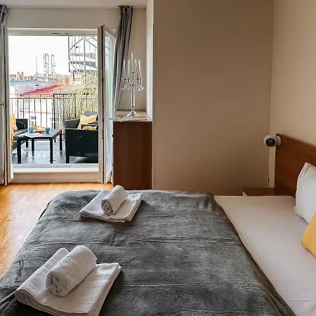 Penthouse With A Large Terrace Prokop * Prague
